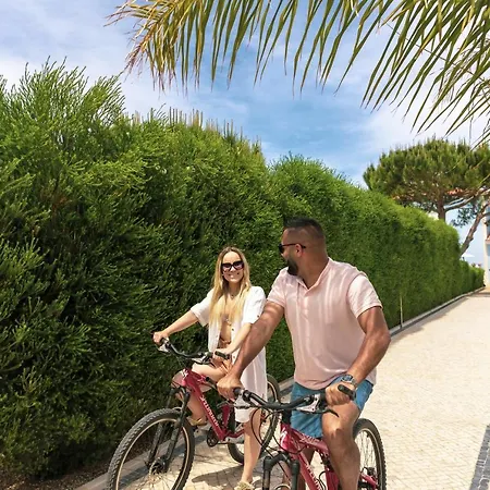 Hotell Neptuno Atouguia Da Baleia