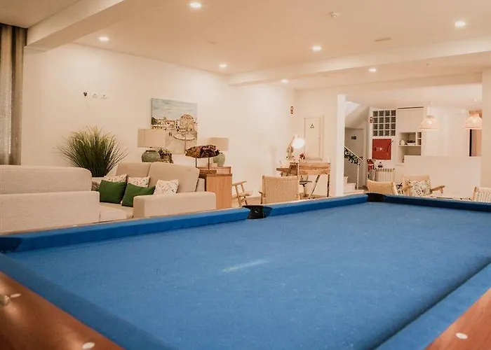 Отель Neptuno Атогиа-да-Балейя