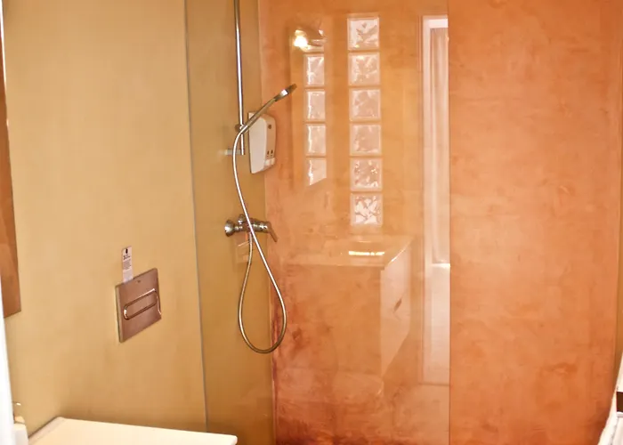 Neptuno 3* Атогиа-да-Балейя